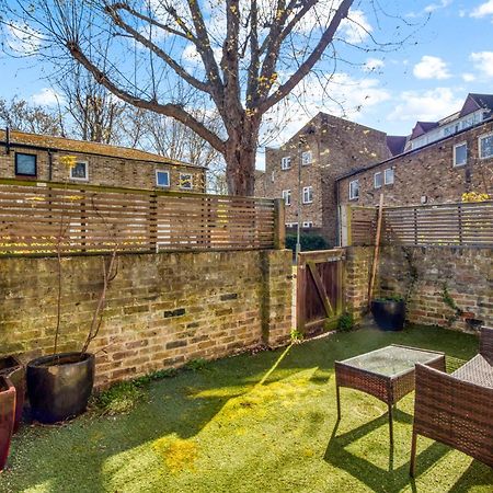 Lovely 3-Bed Clapham Common Лондон Экстерьер фото