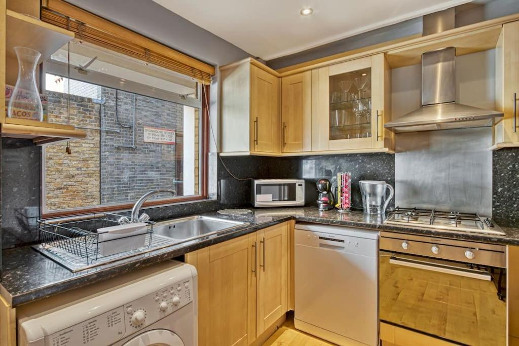 Lovely 3-Bed Clapham Common Лондон Экстерьер фото