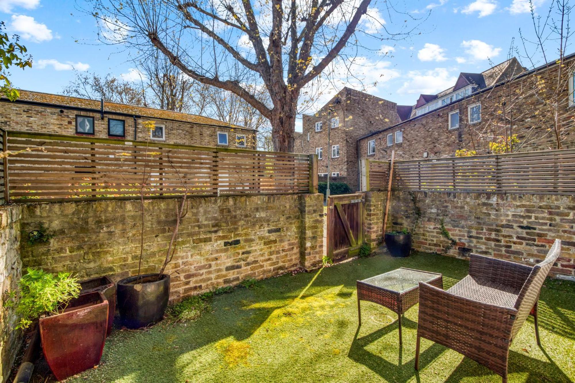 Lovely 3-Bed Clapham Common Лондон Экстерьер фото